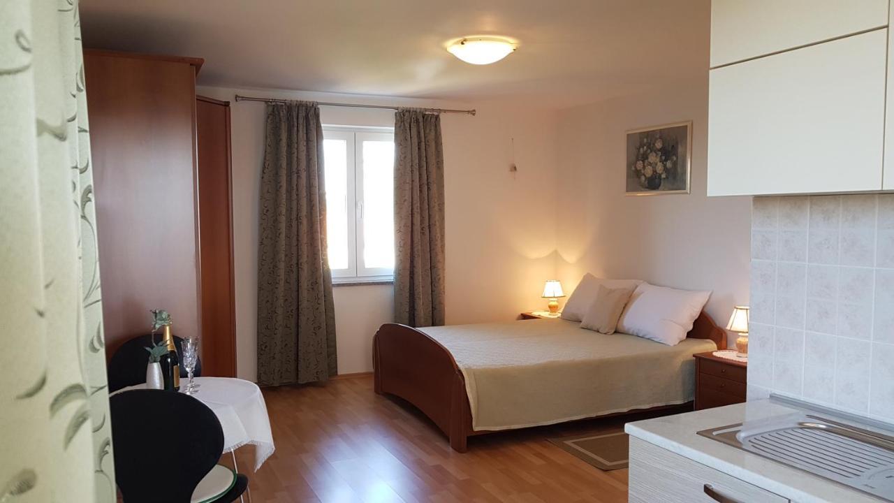 Apartmani Diva 말린스카 외부 사진